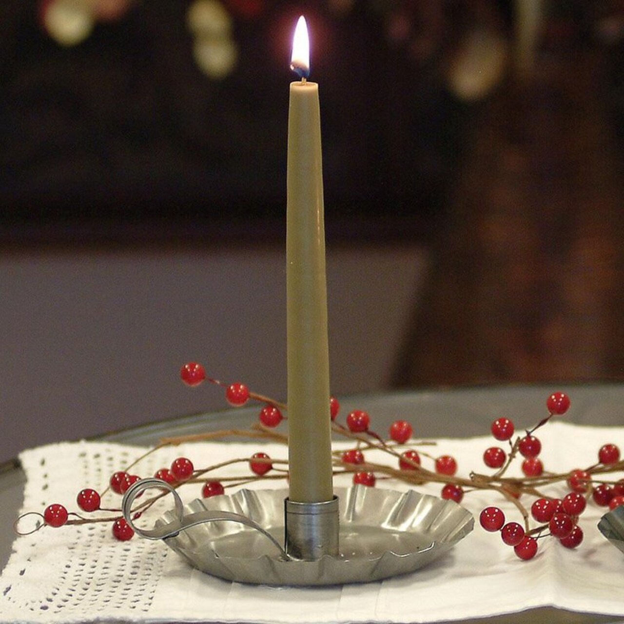 Sunshine Candleworks Holiday Bayberry 9 inch Olive Green Taper Candle Set of 2